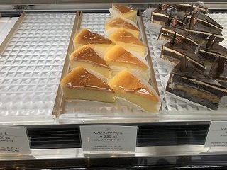 DOEL（ドエル）　ケーキ